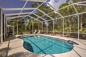 Bokeelia Cottage with Private Pool and Outdoor Bar! - Bokeelia