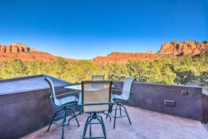 2 Acres and Red Rock Views Sedona Casita!