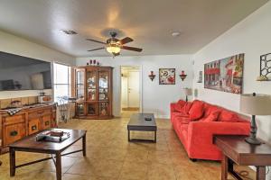 Spacious Las Vegas Home - Near Golfing and Hiking!