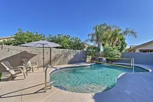 Arizona Retreat with Heated Pool, Fire Pit and Grill! - Waddell