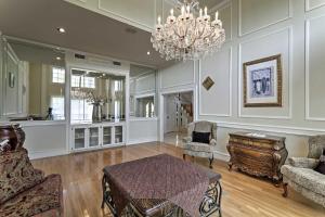 Private Pool Lakefront Harlingen Home