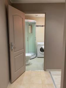 Riverside Promenade apartment M