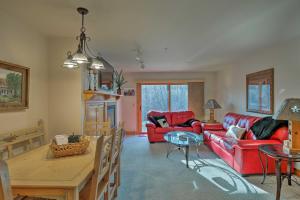 Cozy Driggs Condo with Hot Tub and Ski Shuttle Service