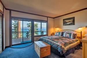 11 Mi to Palisades Tahoe Lakefront Home with View!