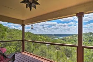 2 Furnished Decks and Lake Views Austin Escape - Four Points