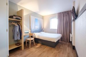 Hotels B&B HOTEL Dunkerque Centre Gare : photos des chambres