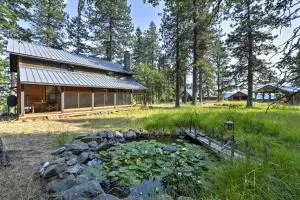 Ashland Cabin on 170 Acres with Mtn Views and Sauna! - Hornbrook