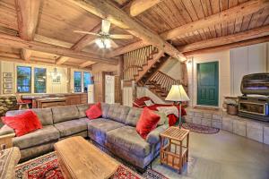 5-Acre Cozy Bow Cabin with Fire Pit and Hiking Nearby!