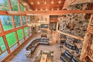 Waterfront Lake Mille Lacs Lodge with Deck and Grill! - McGrath