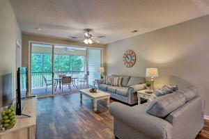 Beautiful Myrtle Beach Condo on Golf Course with Pool in Myrtle Beach