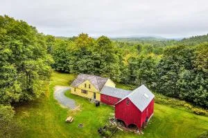Historic Hanover Area Home, 16 Miles to Dartmouth! - Lyme
