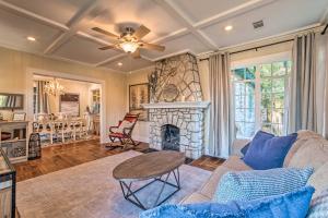 2 Mi to Hot Springs Natl Park Hot Tub Haven!