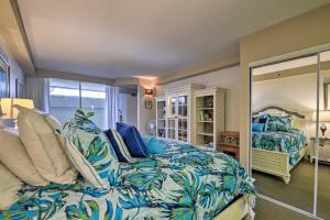 Luxury Resort Condo with Pool Access on Daytona Beach