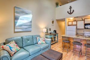 Apartment room in Garden City Beach Condo with Pool Walk to Shore!