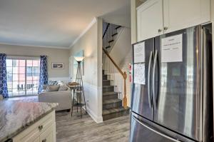 Spacious Murrells Inlet Hub with Pool, Walk to Shore