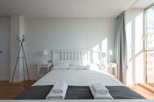 Castle view with wifi by CanariasGetaway