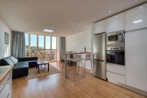 Castle view with wifi by CanariasGetaway