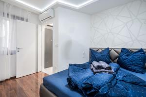 Kiraly 44 Luxury Apartment with free parking