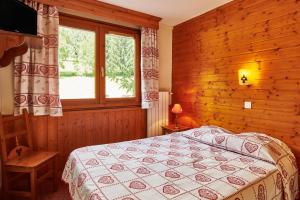 Hotels Hotel Vacances Bleues Les Chalets du Prariand : Chambre Quadruple Standard