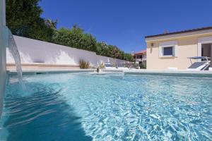Charming villa Manuela with wonderful pool near the beach 
