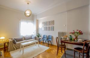 Acropolis Now! 2BR in central Athens