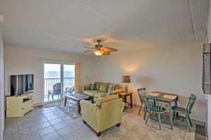 Oceanfront Ormond Beach Condo with Pool Access!