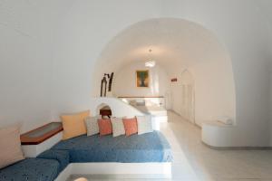 Vallas Apartments & Villas Santorini Greece