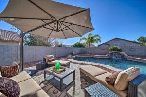 Radiant Peoria Paradise House with Pool and Patio! - 皮奥里亚