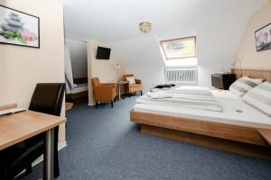 Triple Room with Shower room in Villa Bruderfels Garni