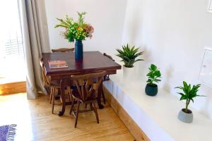 32 Top - Center of Lisbon Duplex Apartment, Barrio Alto