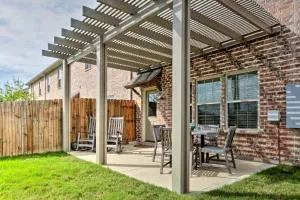 College Station Townhouse with Private Patio - College Station