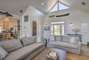 Spacious Pass Christian Home w Pool & Boat Launch