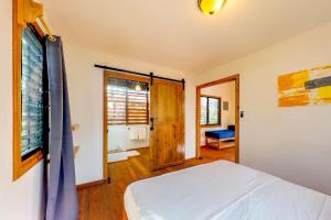 Mahogany Cabaña at Inn The Trees -Gold Standard Certified