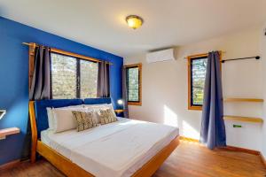 Mahogany Cabaña at Inn The Trees -Gold Standard Certified