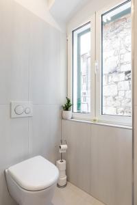 Adriatik Lux Teatro 2