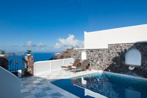 Vallas Apartments & Villas Santorini Greece