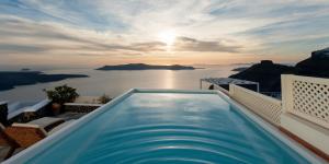 Vallas Apartments & Villas Santorini Greece