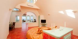 Vallas Apartments & Villas Santorini Greece