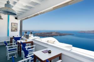 Vallas Apartments & Villas Santorini Greece