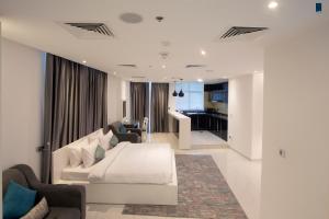 Studio room in Samaya Hotel Apartment Dubai