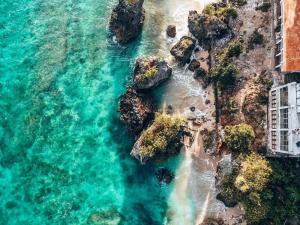 Suite Có Giường Cỡ Queen Nhìn Ra Biển (Queen Suite with Sea View)