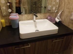 Grand Avenue 1 Bedroom Centara