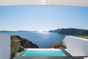 Marizan Caves & Villas Santorini Greece