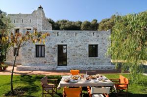 Ati Villa with pool near Gythio, Peloponnese Lakonia Greece