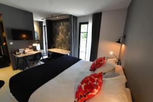 Hotels Hotel Pont Levis - Franck Putelat : photos des chambres