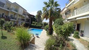 Pool House Irina Halkidiki Greece