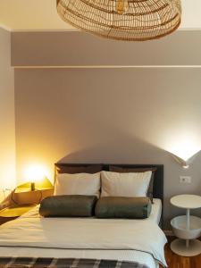 Amazing Location - City Center Studio