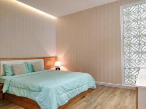 The Grand Condotel