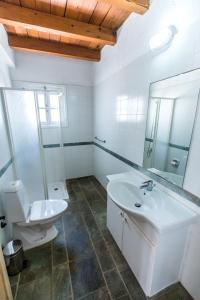 Villa Clarissa & Carmel View