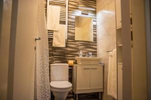 Apartment & room Eni